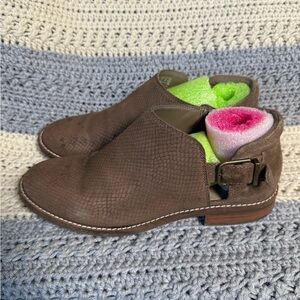 Collection By Clarks Women's Camzin Angie Ankle Boot Womens Sz 9